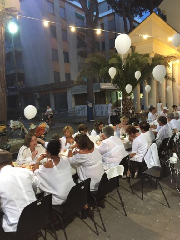 WHITE STREET DINNER al Lido degli Estensi!